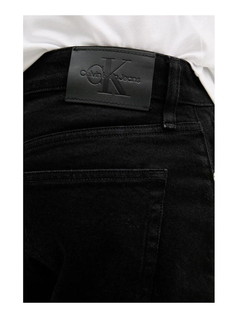 Calvin Klein Jeans · Шорти · Черен | DontMiss.bg