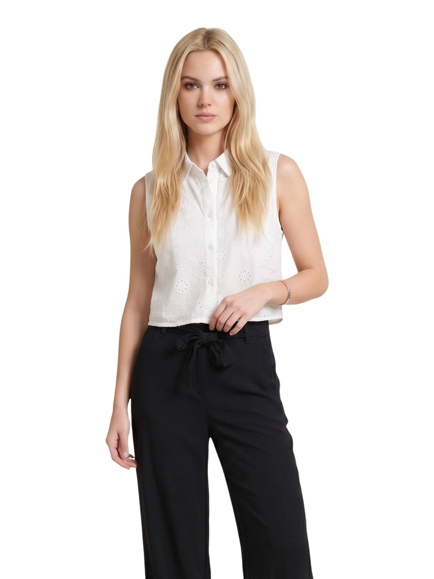 ONLY · Блуза · Onlalithea Sl Short Emb Wvn | DontMiss.bg