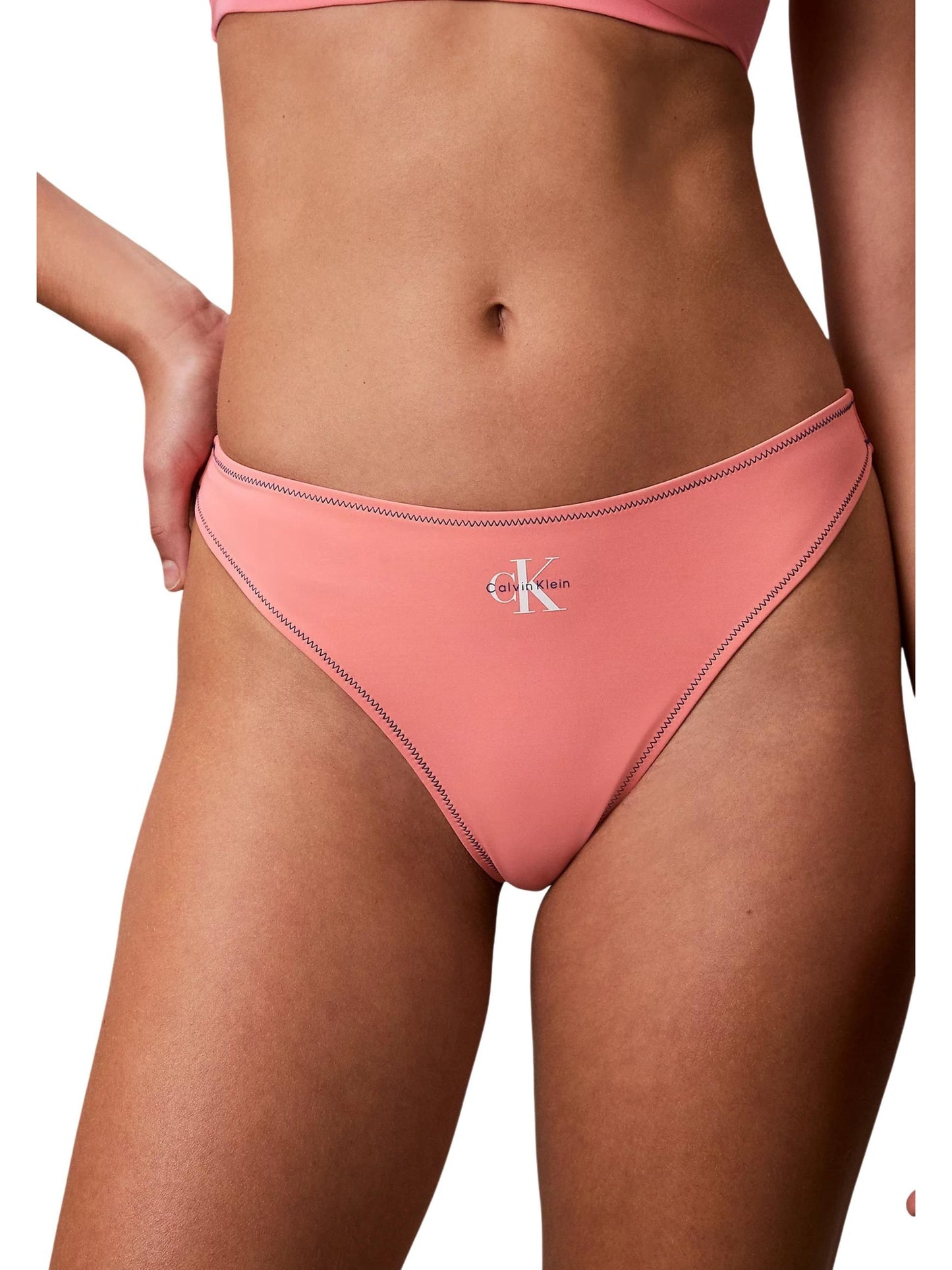 Calvin Klein Underwear · Прашки · THONG | DontMiss.bg