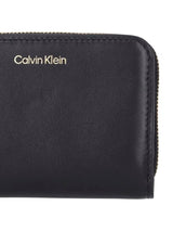 Calvin Klein · Портфейл · LV04F1075G | DontMiss.bg