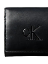 Calvin Klein · Портфейл · BOLD CK MEDIUM BIFOLD | DontMiss.bg