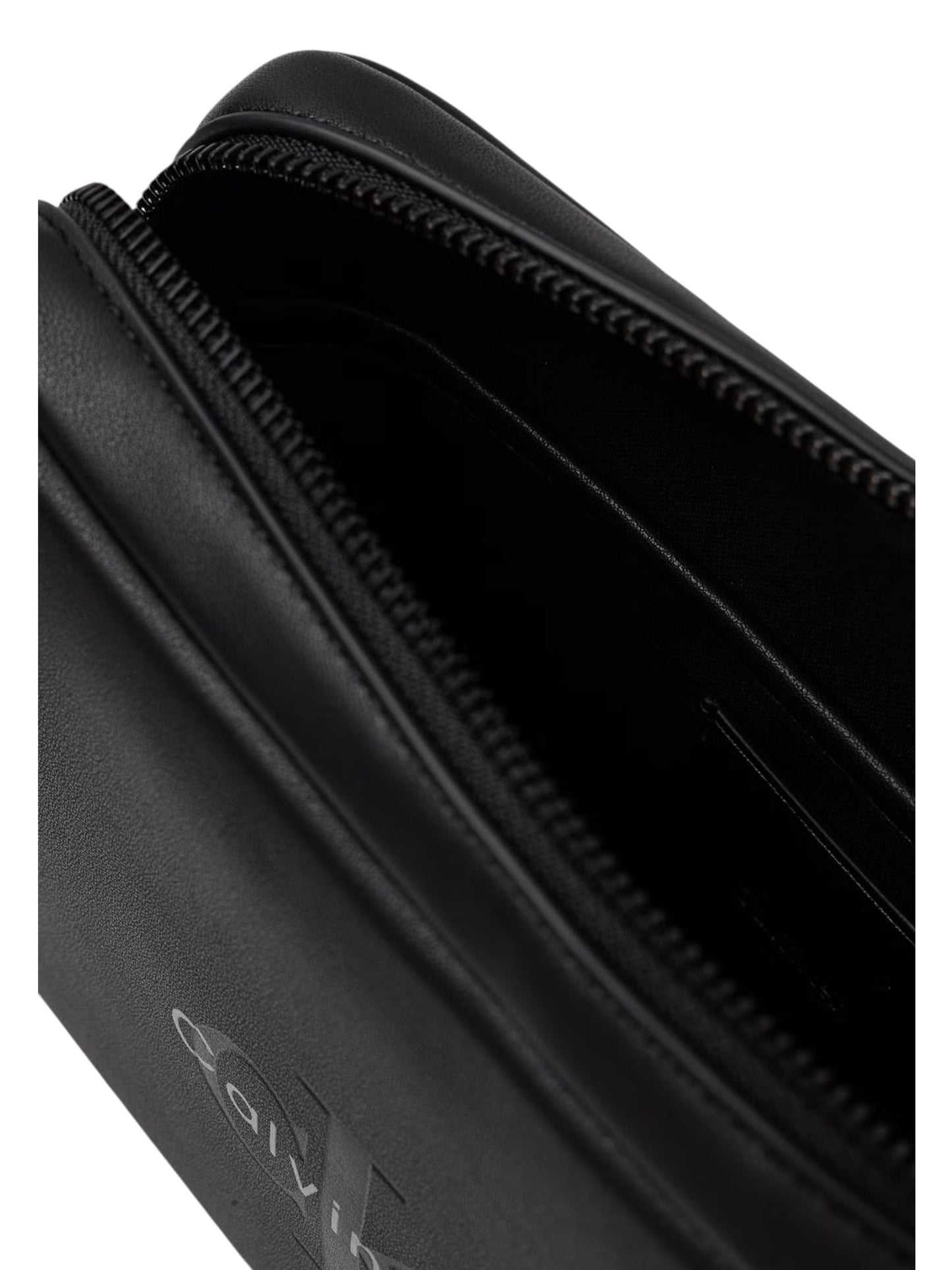 Calvin Klein · Чанта · BOLD POUCH W/ HANDLE | DontMiss.bg