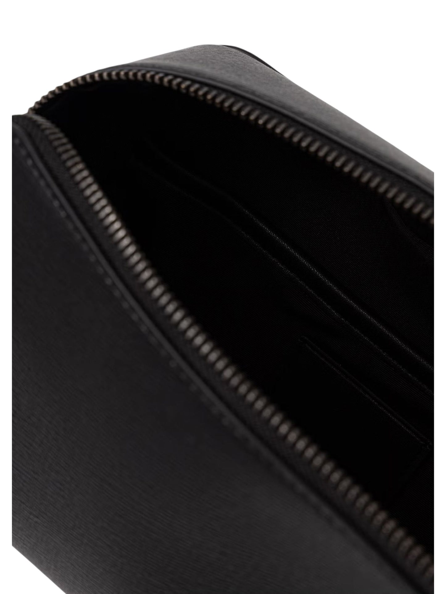 Calvin Klein · Несесер · EMBLEM HW DOPP KIT | DontMiss.bg