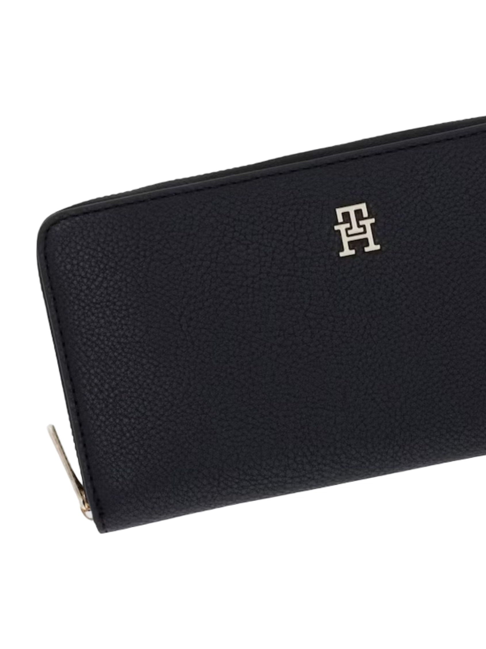Tommy Hilfiger · Портфейл · TH ICON LRG ZA | DontMiss.bg