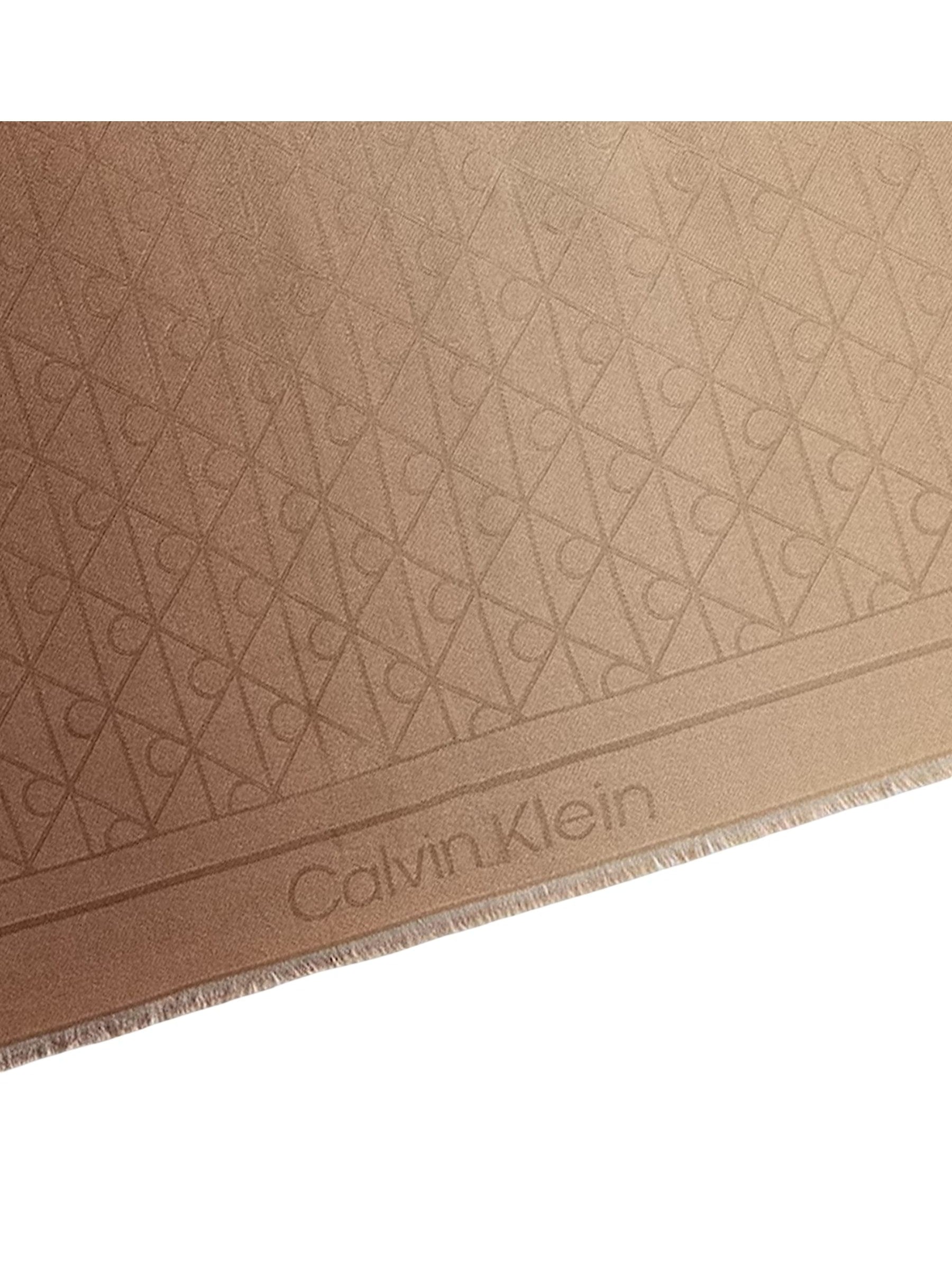 Calvin Klein · Шал · GRADIENT EMBLEM SQUARE SCARF 70x | DontMiss.bg