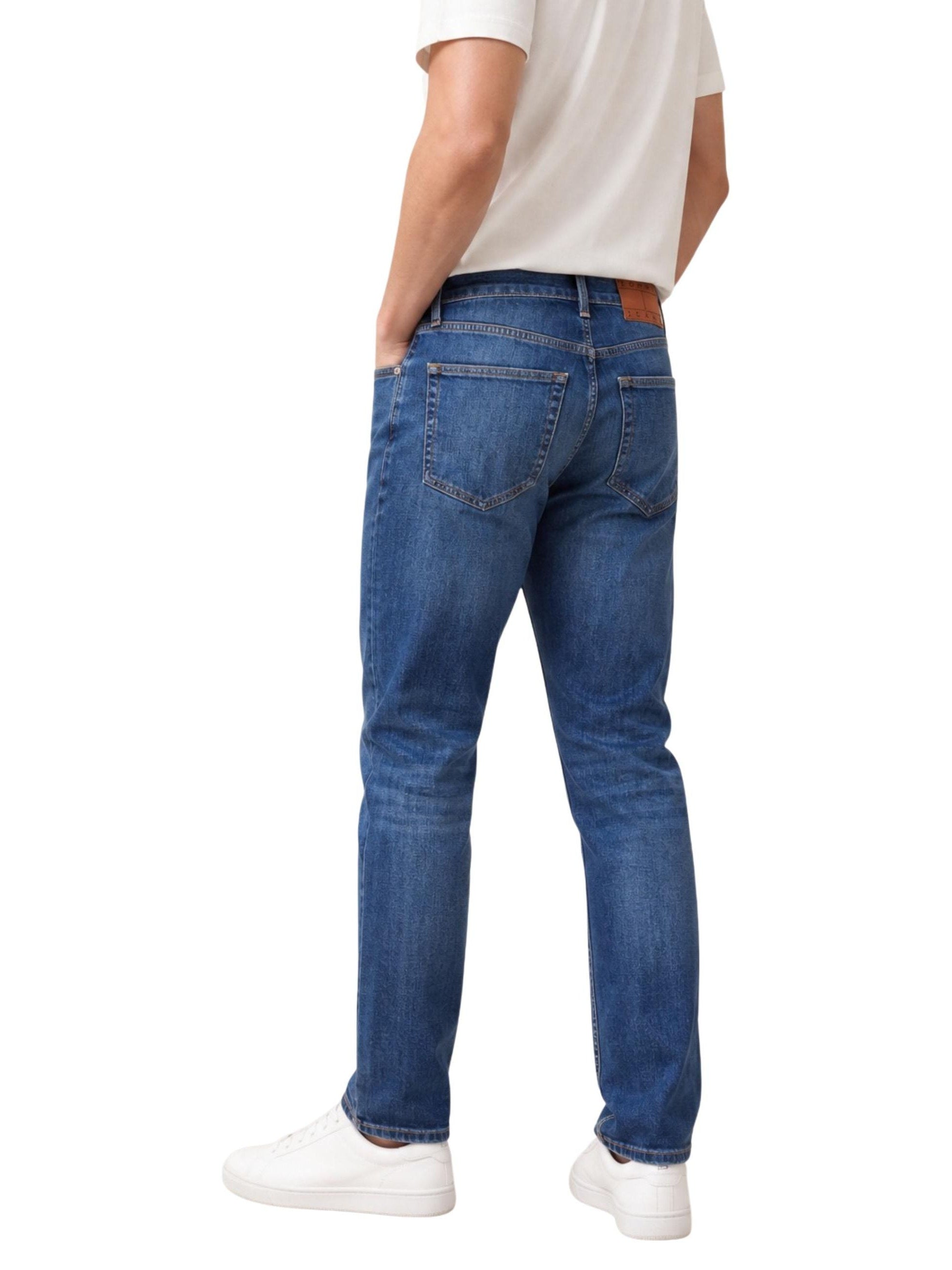 Tommy Jeans · Дънки · AUSTIN SLIM TPRD | DontMiss.bg