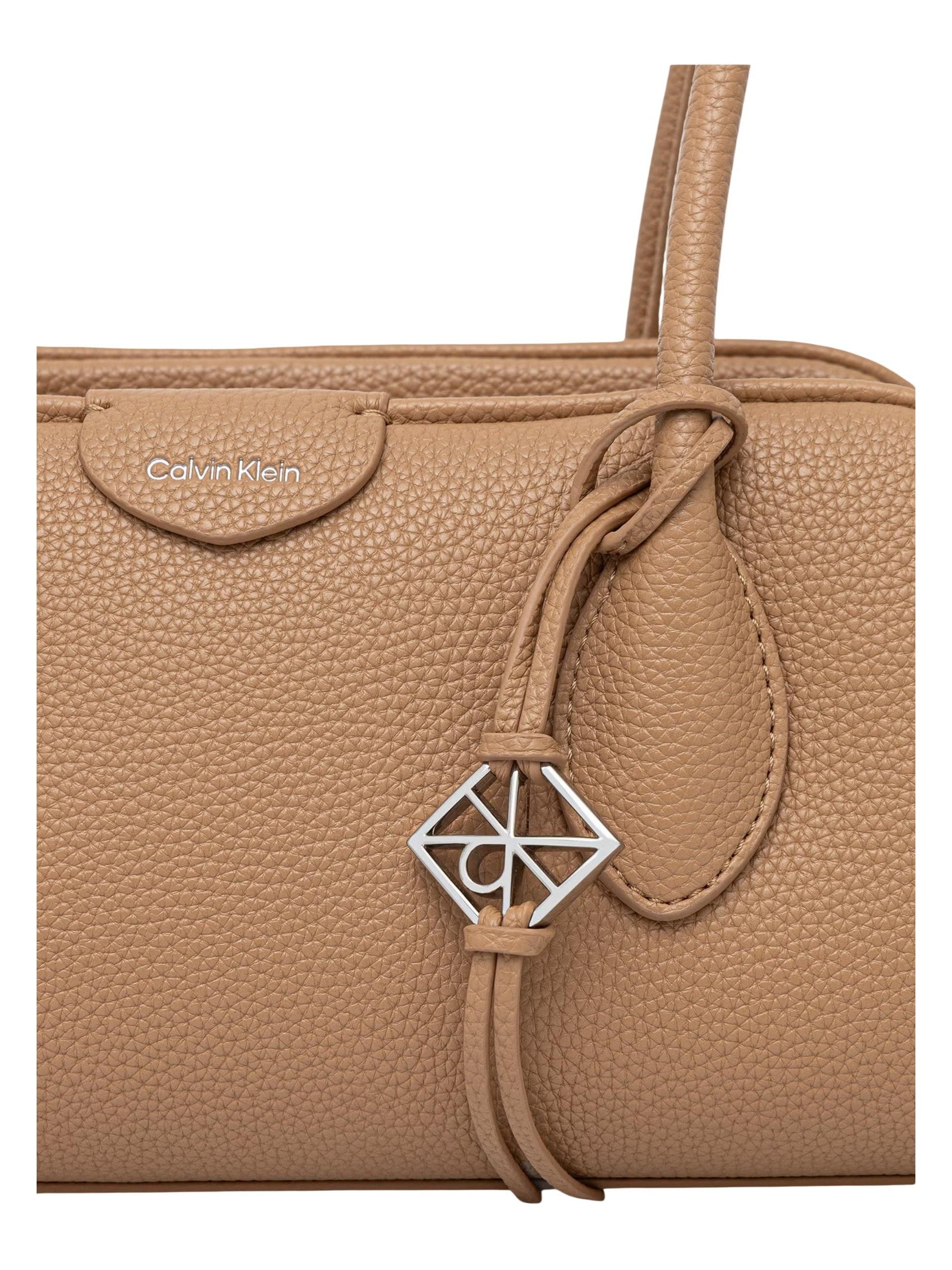 Calvin Klein · Дамска чанта · EMBLEM TRIO PEBBLE SHOULDER BAG | DontMiss.bg