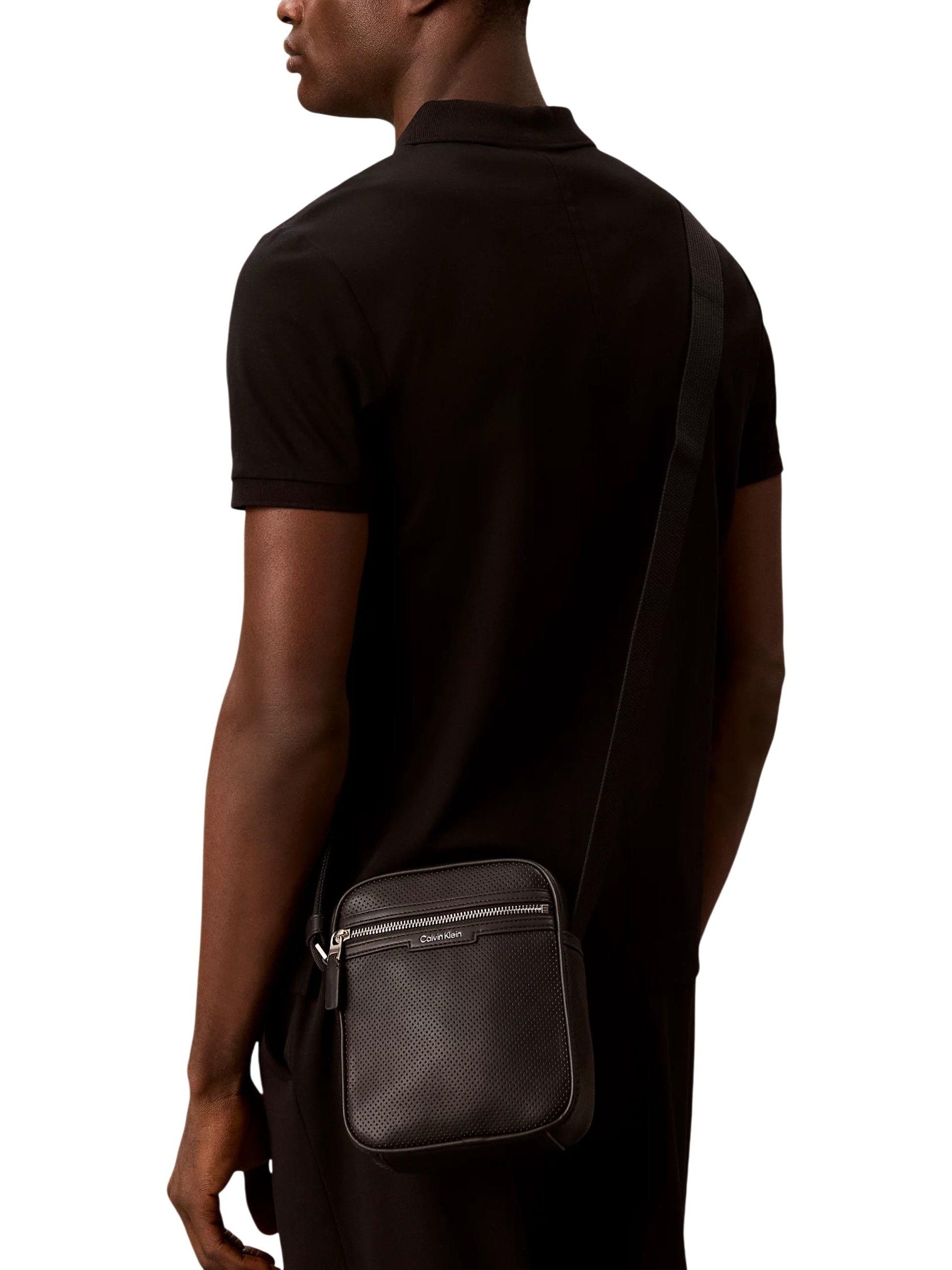 Calvin Klein · Чанта · PERFORATED REPORTER | DontMiss.bg