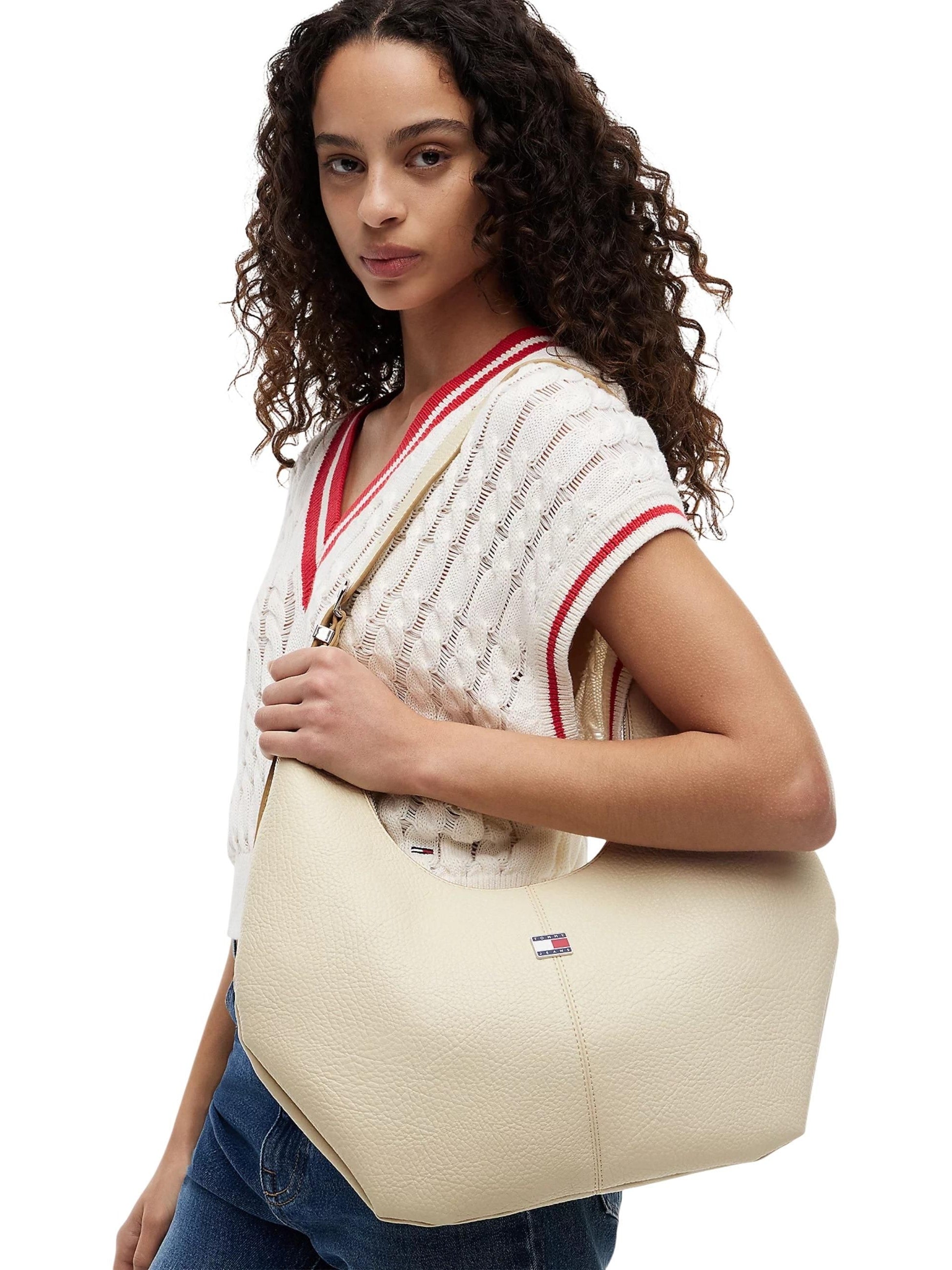 Tommy Hilfiger · Дамска чанта · TJW SLOUCHY CITY HOBO | DontMiss.bg