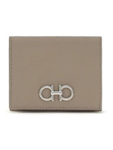 Ferragamo · Портфейл · Бежов | DontMiss.bg