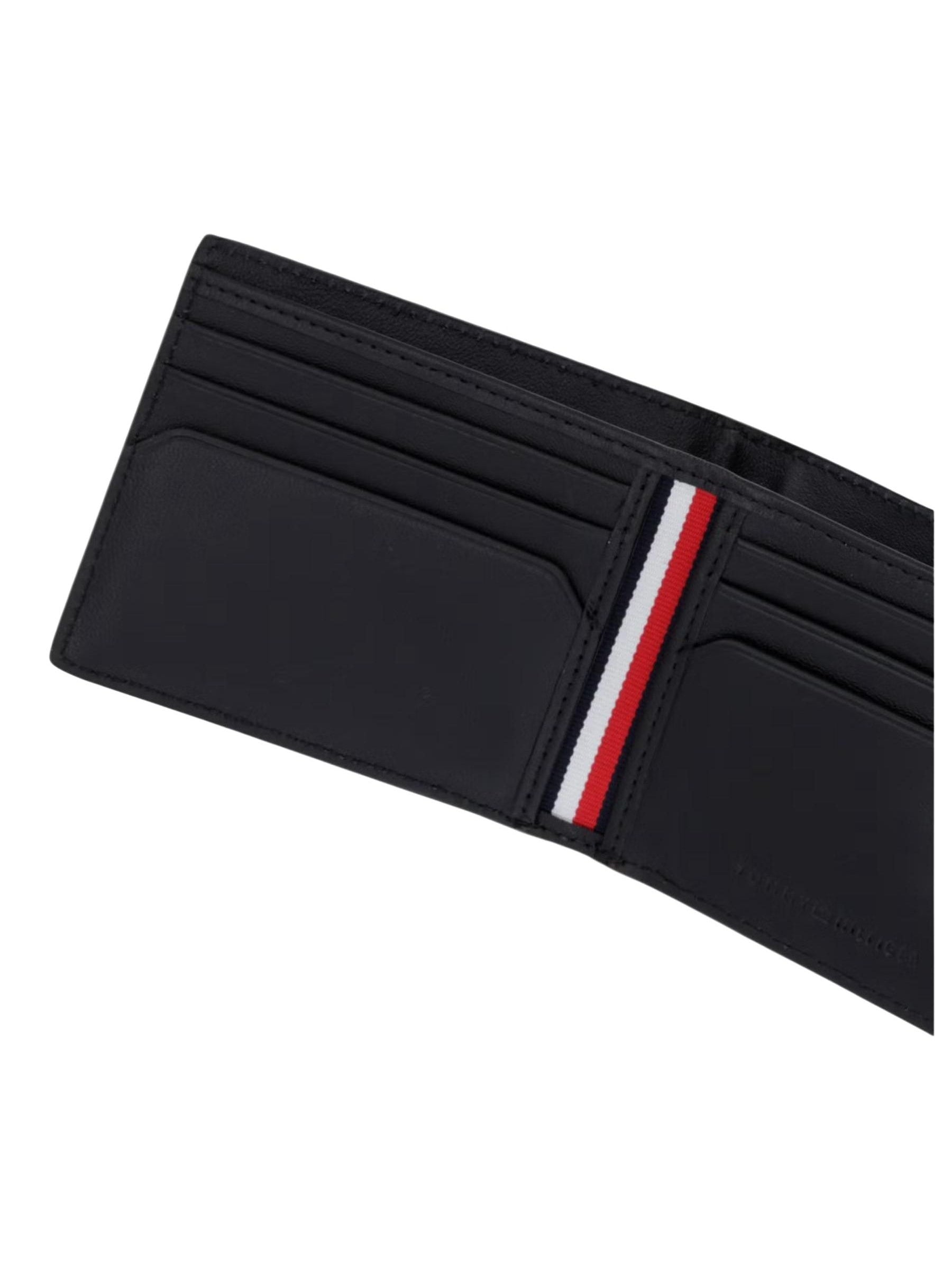 Tommy Hilfiger · Портфейл · TH CENTRAL MINI CC WALLET | DontMiss.bg