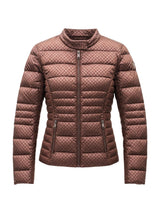 Guess · Ватирано яке · NEW VONA BLOCK EMBOS | DontMiss.bg