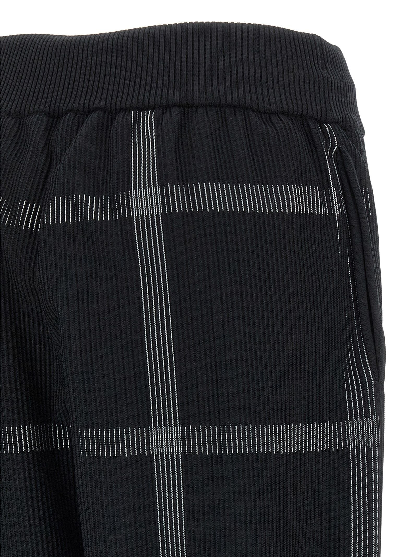 PLEATS PLEASE ISSEY MIYAKE · Джогъри · Черен | DontMiss.bg