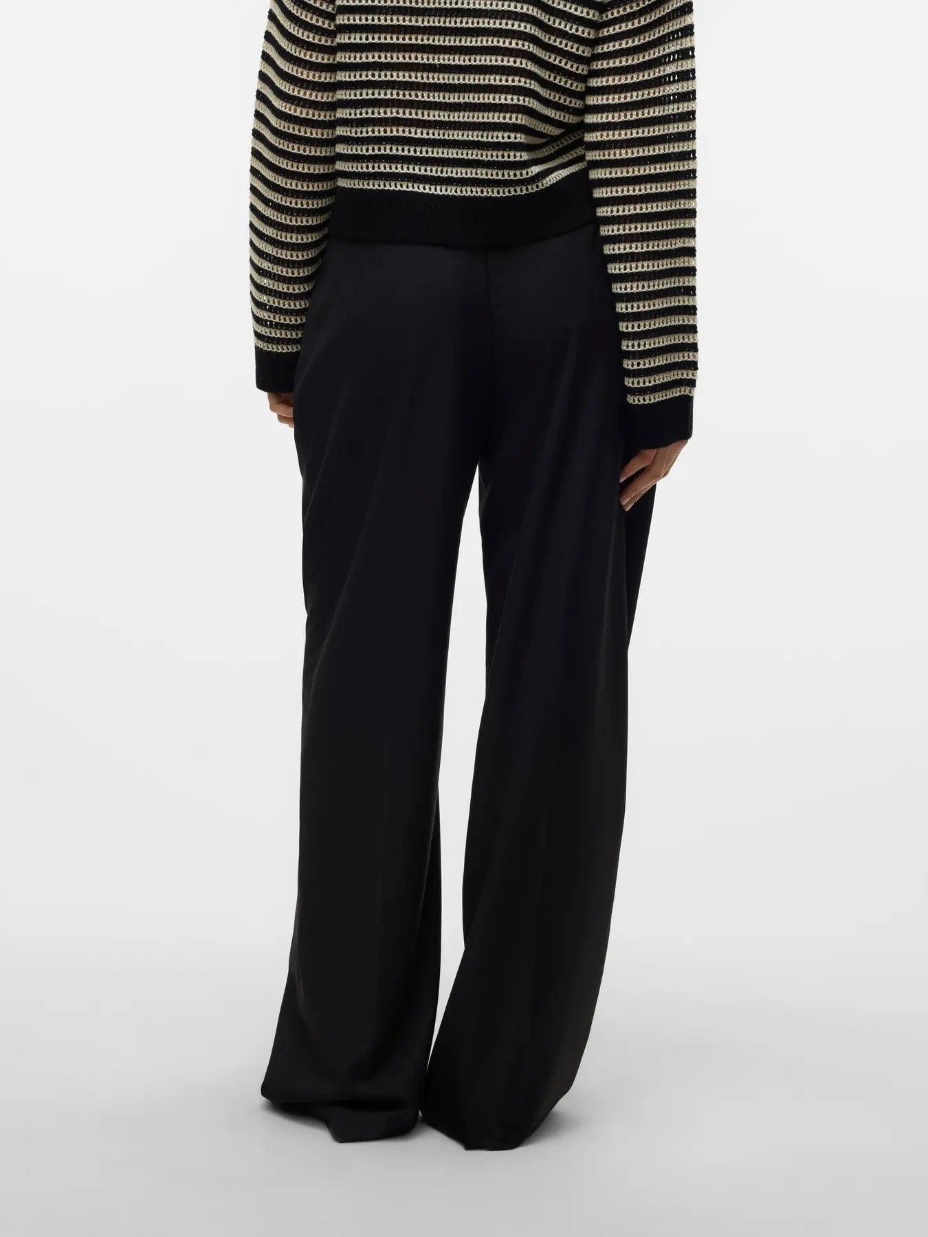 Vero Moda · Панталони · 10323772 | DontMiss.bg