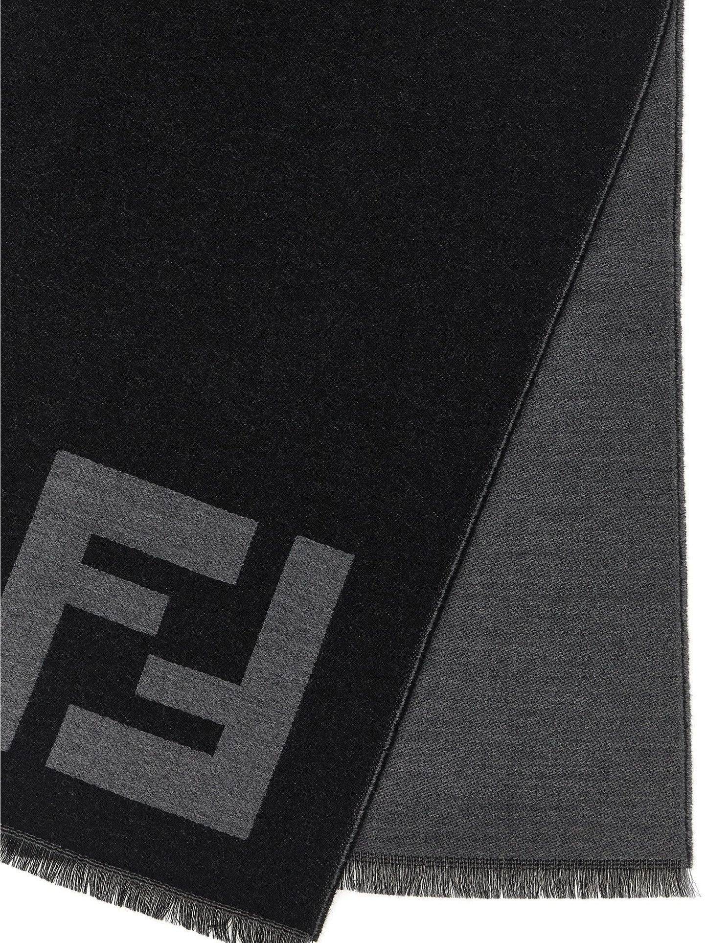Fendi · Шал · Черен | DontMiss.bg