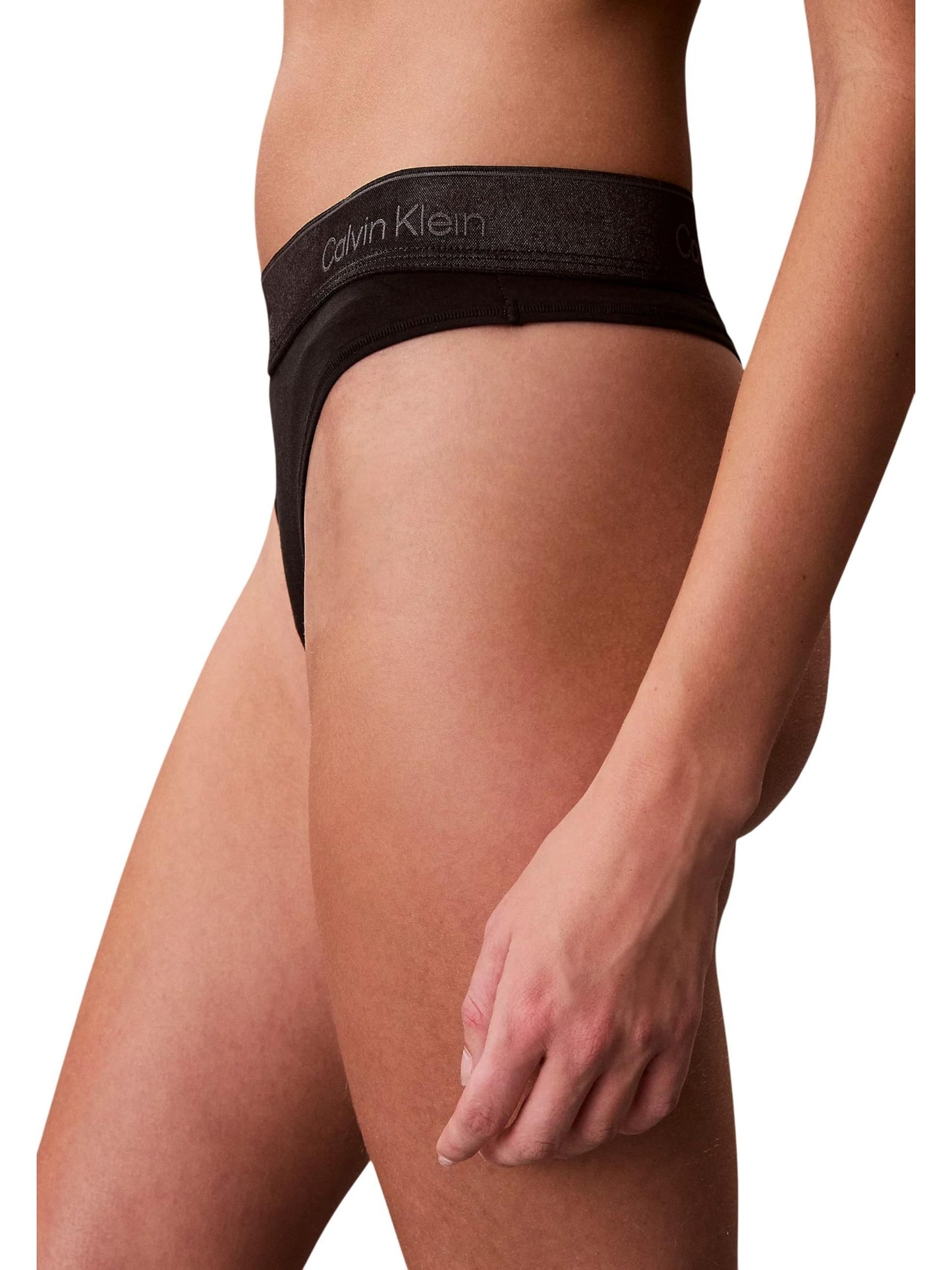Calvin Klein Underwear · Прашки · THONG | DontMiss.bg